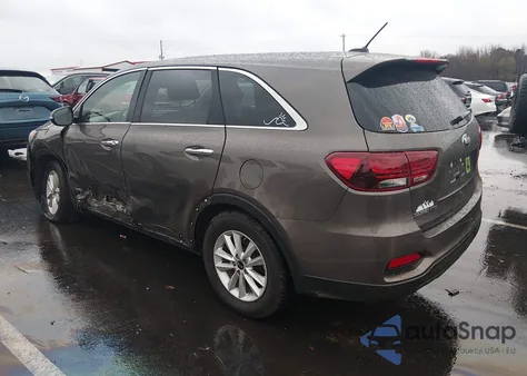 2019 Kia Sorento 3.3L Lx z USA, uszkodzony, nr VIN 5XYPG4A54KG519464